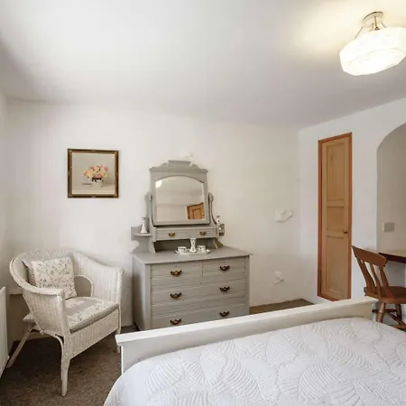 2 Bed In Penrith Oc-79468 Holiday home